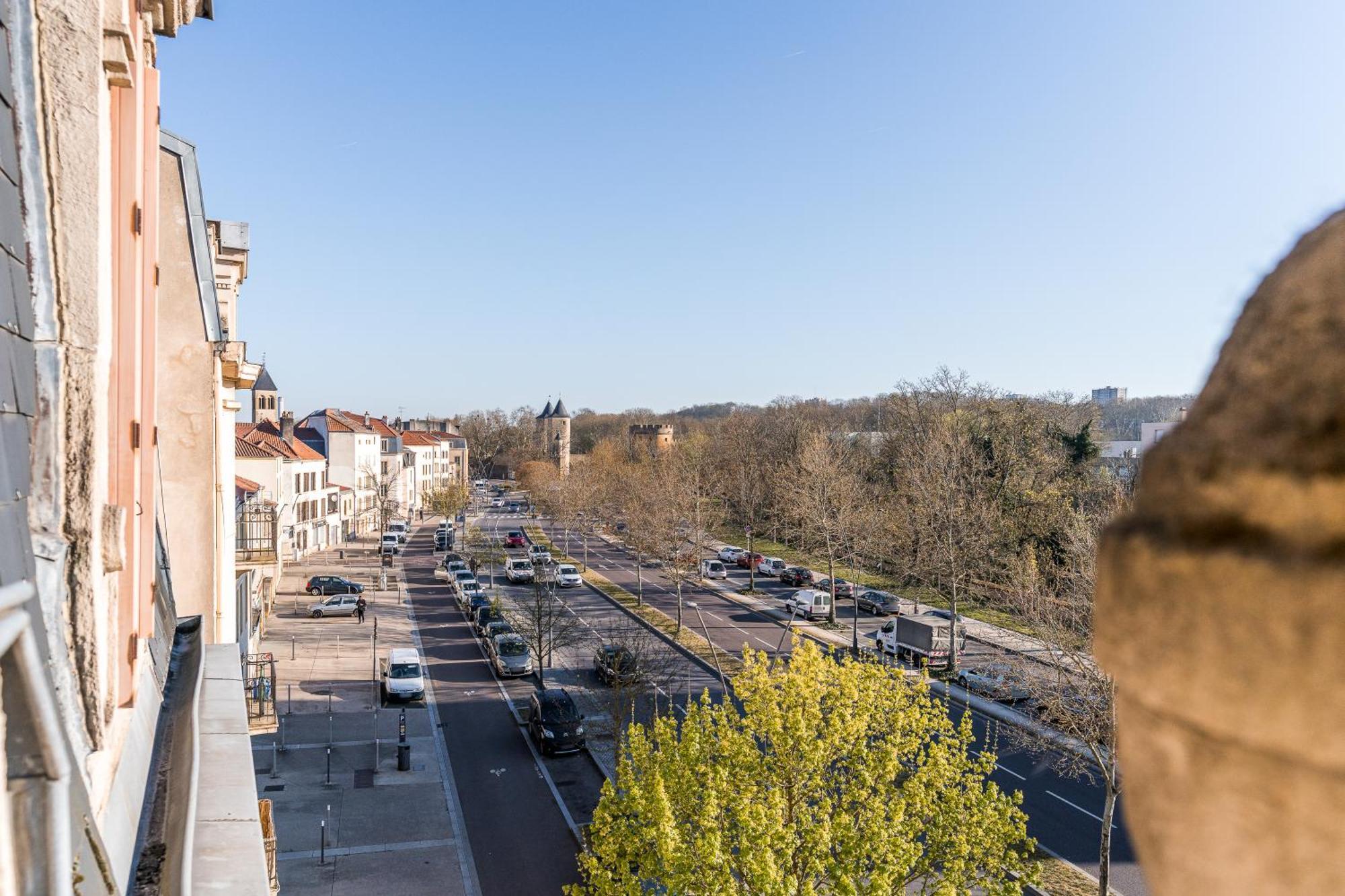 Le Maginot - Superbe Appartement De 75M2 - Deux Chambres - 4 Lits Simple -Position Centrale Centre Ville, Pompidou, Nouvelle Ville - 2 A 4 Personnes Metz Ngoại thất bức ảnh